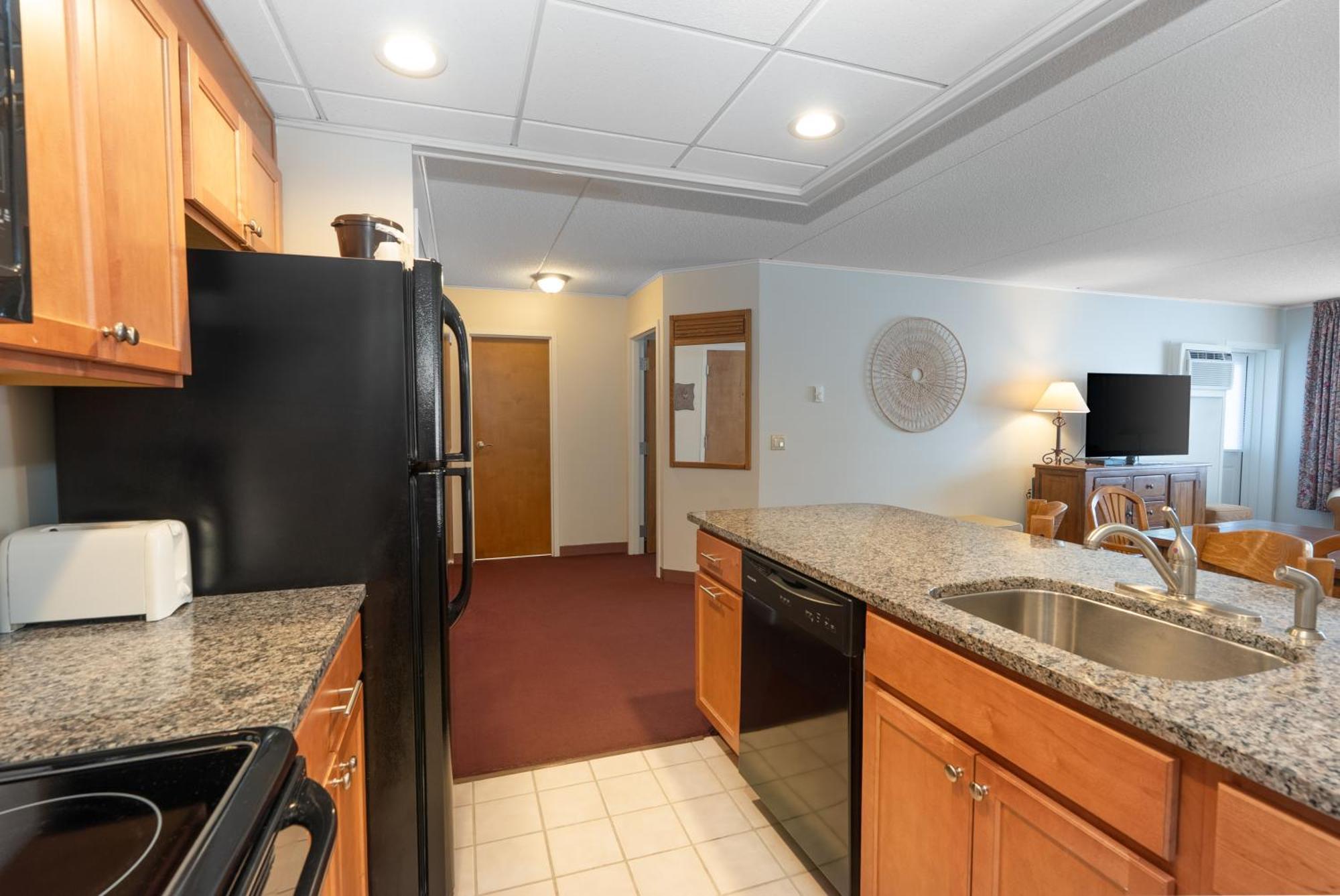 Fireside Inn & Suites Ґілфорд Номер фото